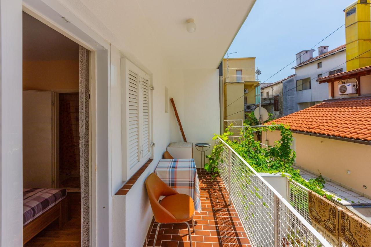 Apartments And Room Art Crikvenica Bagian luar foto